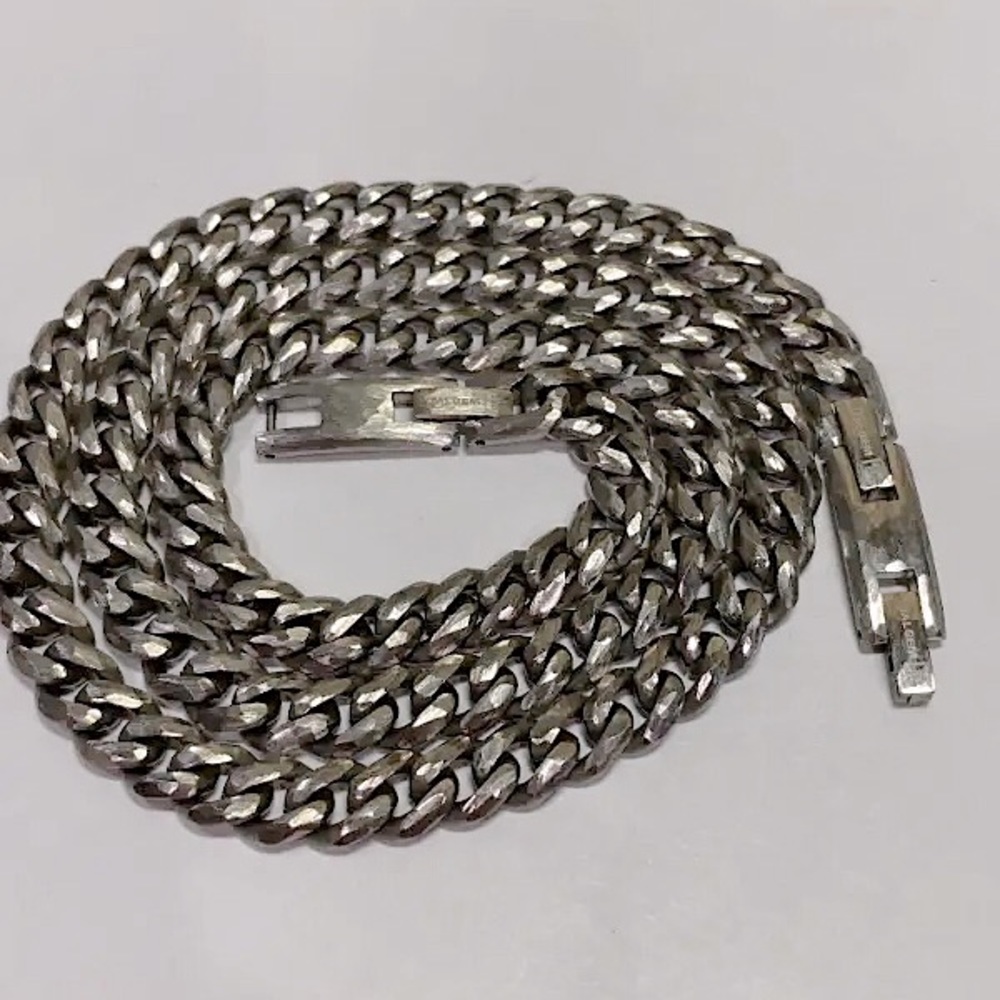 High Quality ItalGem Saintless Steel Chain 24 Inches in Perfect Conditions